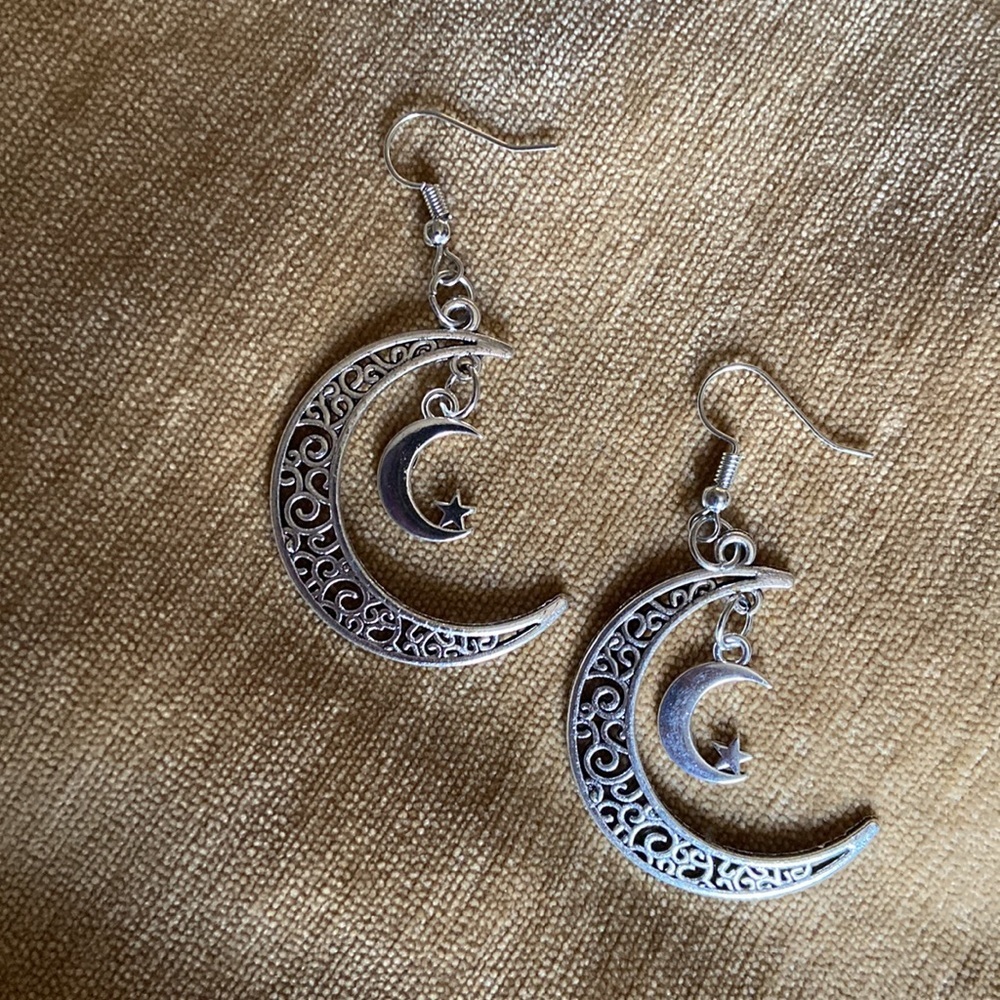 Moon star earrings - Picture 11 of 16